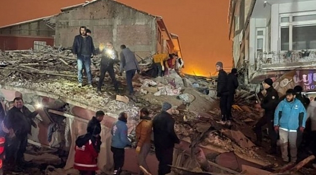 Bakan Kurum'dan depreme ilişkin açıklama