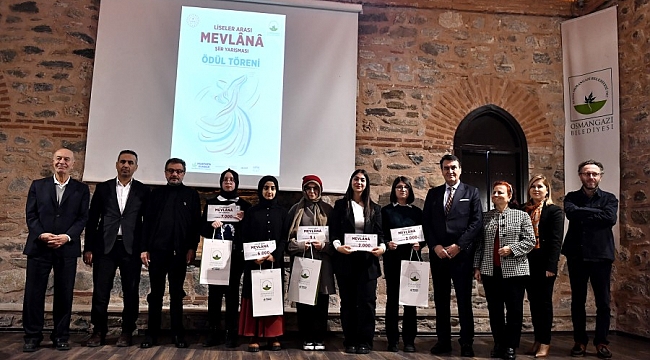 Bursa'da liseliler Mevlana sevgisini dizelere döktü