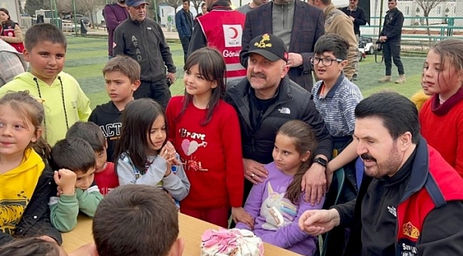 Depremzede Ecrin'e doğum günü sürprizi