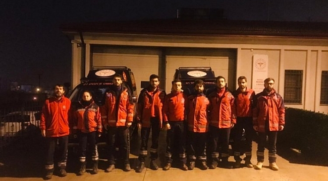 Düzce'den deprem bölgesine sağlık ekipleri yola çıktı