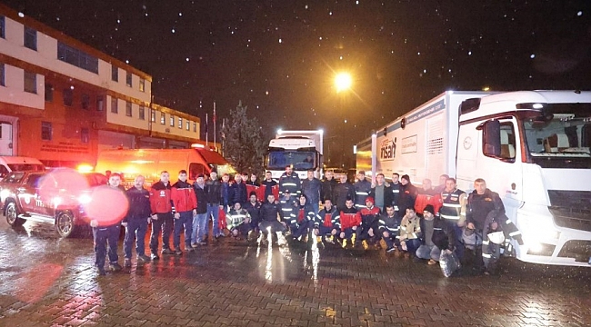 Kocaeli Büyükşehir afet bölgesinde yardımlarda bulunuyor