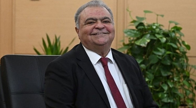 Ahmet Özal: Bu iş çadır tiyatrosuna döndü