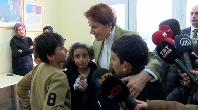 Akşener Ankara'da depremzede çocuklarla buluştu
