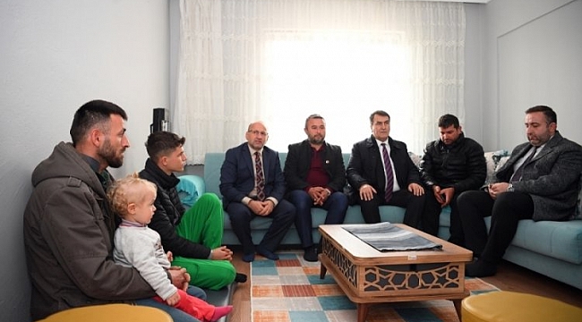 Başkan Dündar'dan depremzede ailelere ziyaret