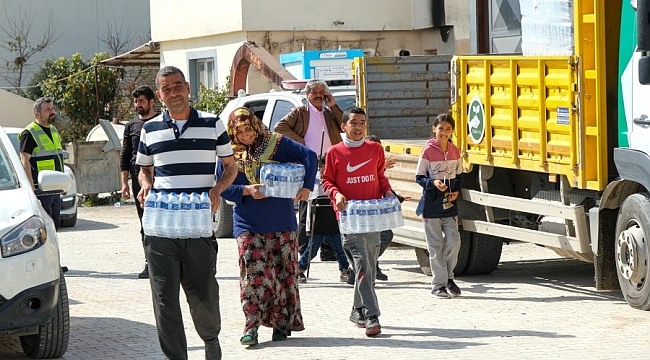 Büyükşehir ekipleri tarafından Hatay'da su seferberliği