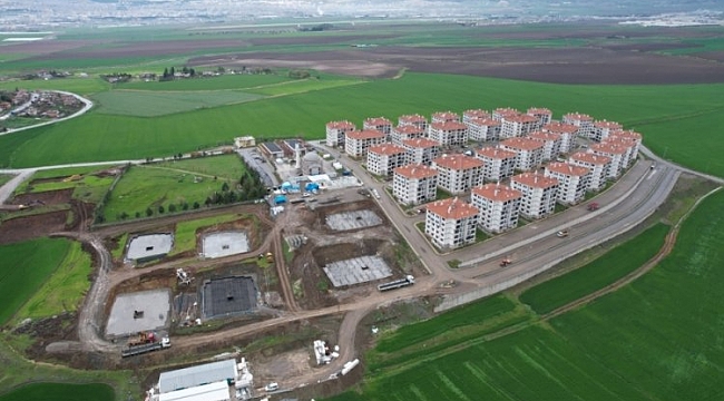 Depremzedeler için yapılıyor, temeller atıldı