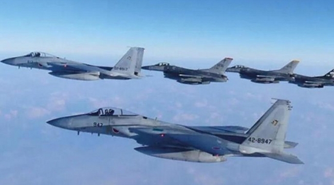 ABD, Güney Kore ve Japonya'dan ortak askeri tatbikat