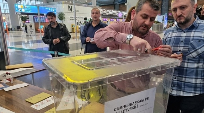 İstanbul Havalimanı'nda oy verme işlemi başladı