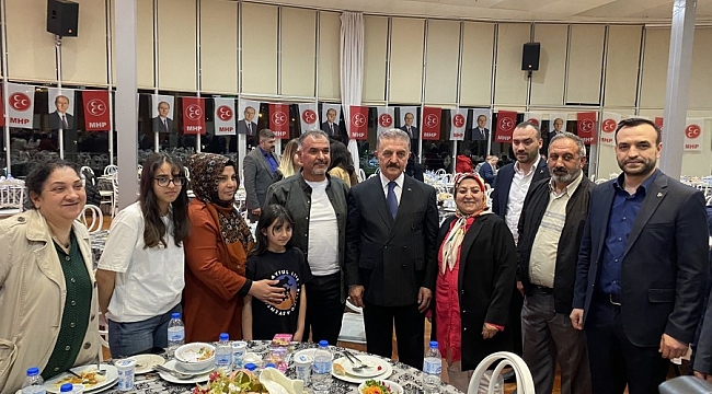 MHP Bursa depremzedelerle iftar sofrasında bir araya geldi
