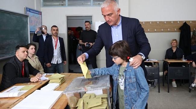 Bakan Ersoy oyunu kullandı