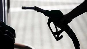 Benzin için zamdan önce son saatler 