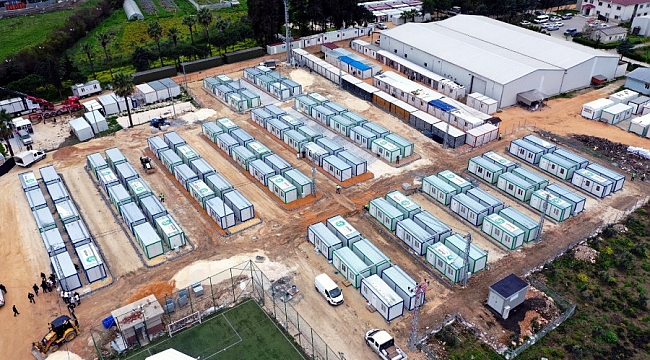 Büyükşehir'in konteyner kentlerinde 10 bin depremzede barınıyor