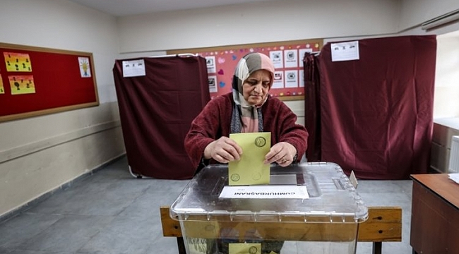 Cumalıkızık'ta seçmenler sandık başında