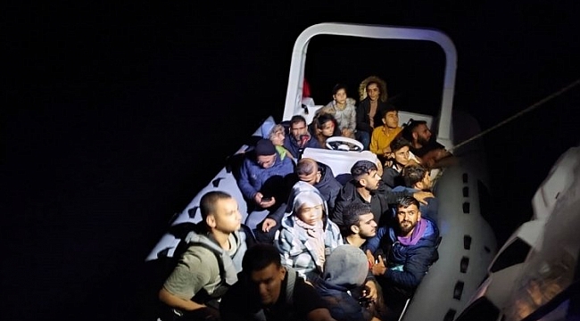 Datça'da 20 göçmen yakalandı