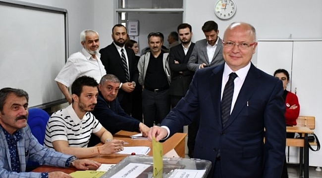 Davut Gürkan, oyunu kullandı
