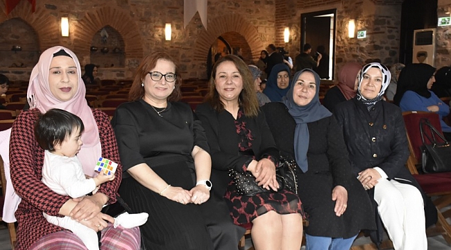 Erdoğan'a destek için Bursa'da kadınlar bir araya geldi