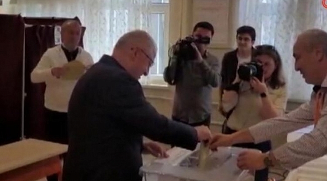 Genelkurmay Başkanı Güler ve eşi oyunu kullandı