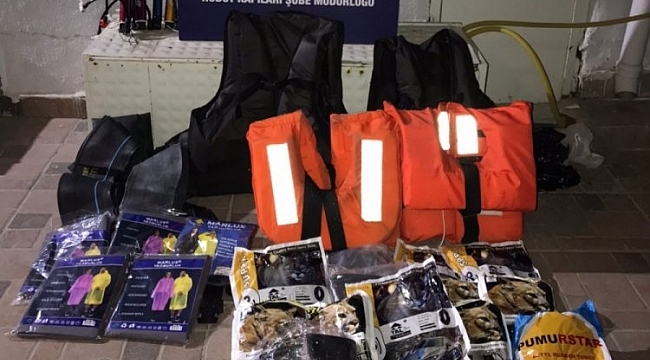 İzmir'de göçmen kaçakçılığı operasyonu
