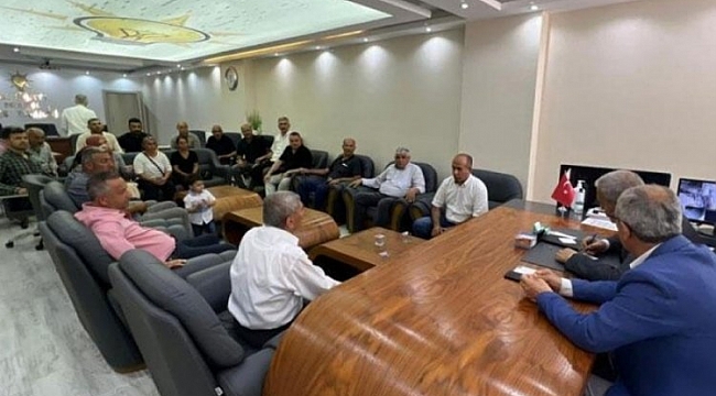 Memleket Partisi'nden 300 kişi AK Parti'ye geçiş yaptı
