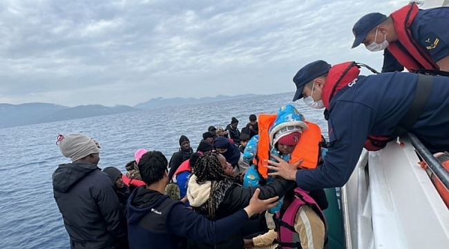 Muğla'da 30 düzensiz göçmen kurtarıldı