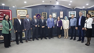 Seyit Ali Büyük Yıldırım Halk Eğitim Merkezini ziyaret etti