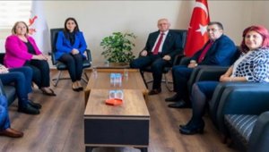 CHP'den 8 partiye bayram ziyareti