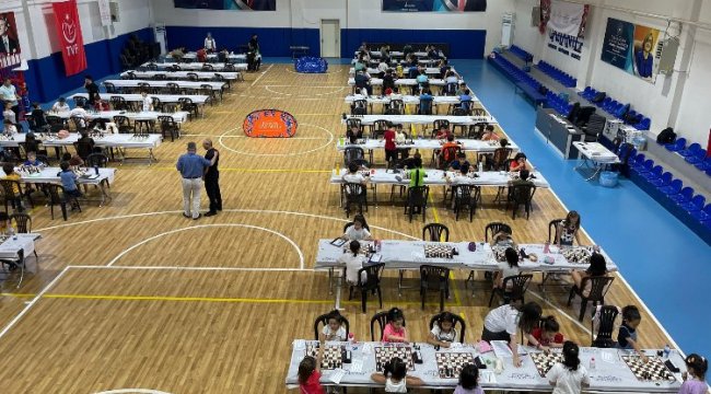 Gaziantep'te 'babalar' gibi turnuva