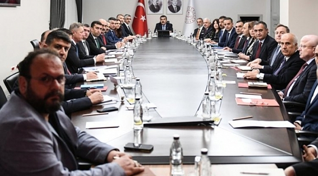 Milli Eğitim Bakanı Tekin ilk toplantısını yaptı