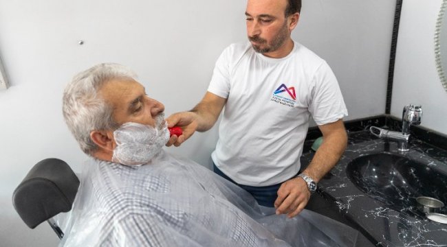 Mobil Kuaför hizmeti bayramda da yollarda