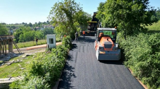 Orhaniye'den İzmit Belediyesi'ne asfalt yol teşekkürü