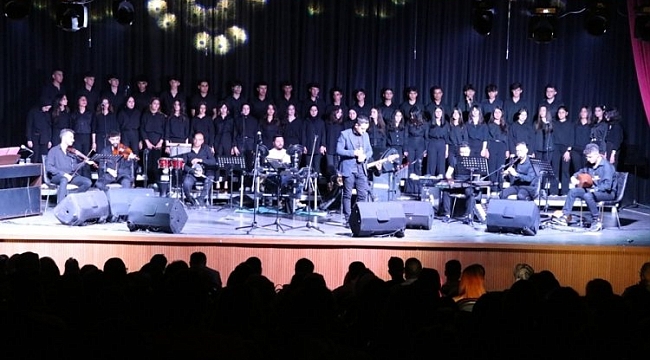 Siirt'te depremzedeler yararına konser