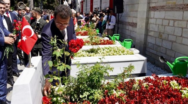 15 Temmuz Şehitleri İBB önünde anıldı