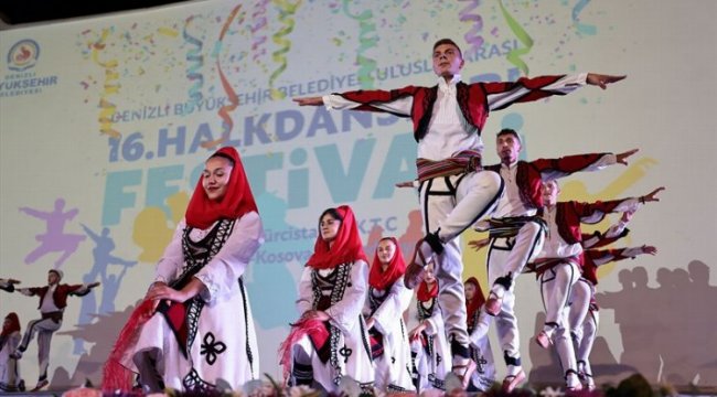 611 dansçı festival için geliyor