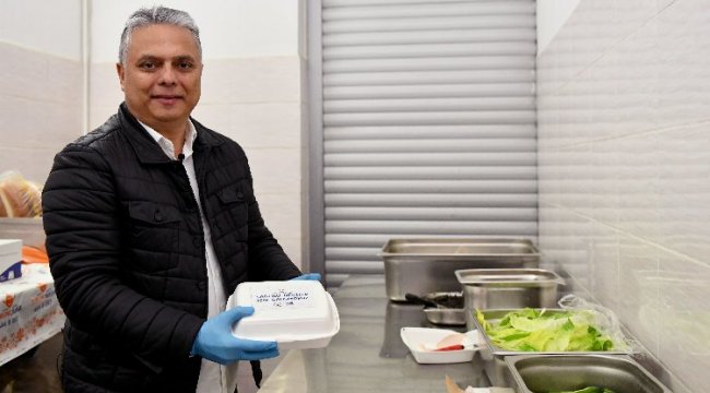 810 öğrencinin bir öğünü Muratpaşa'dan