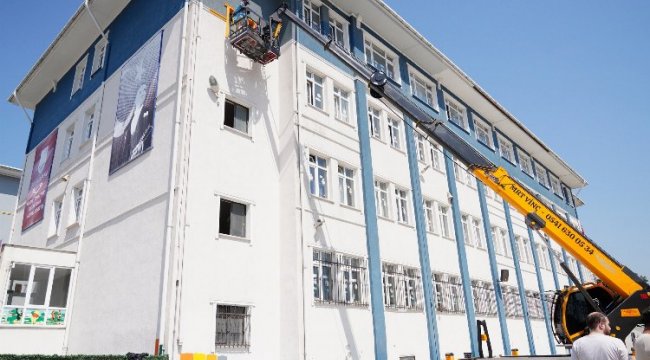 Beylikdüzü'nde okullar yerel yönetim desteğiyle güzelleşiyor
