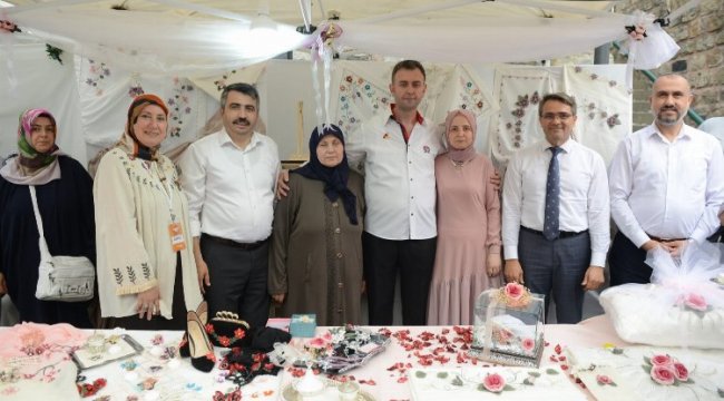 Bursa'da YIL-MEK'in el emekleri görücüye çıktı