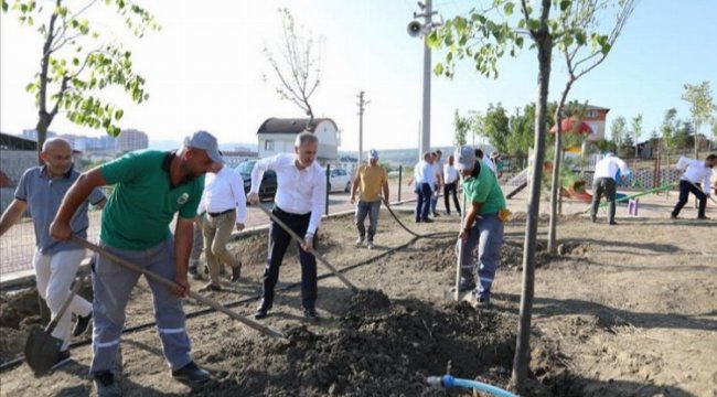 Bursa İnegöl'de 600'ncü fidan 15 Temmuz şehitlerine dikildi