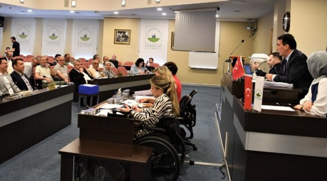 Bursa Osmangazi'de bir ayda 38 ton ambalaj atığı toplandı