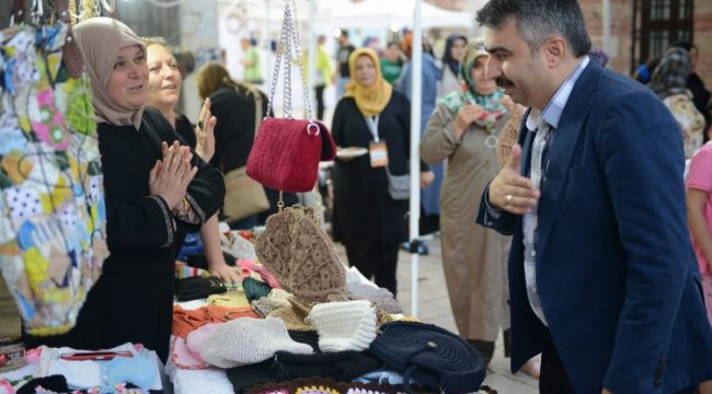 Bursa Yıldırım'da el emekleri göz kamaştırdı