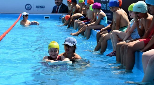 Bursa Yıldırım'da yüzme bilmeyen kalmayacak