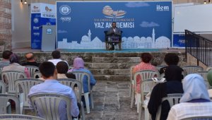Yıldırım Medresesi'nde yaz dönemi