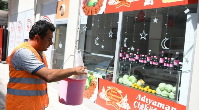 Çayırova'da ihtiyaç sahiplerine sıcak yemek dağıtımı