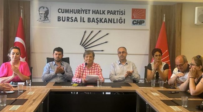 CHP'li kadınlardan Büyükorhan'daki çağdışı karara tepki