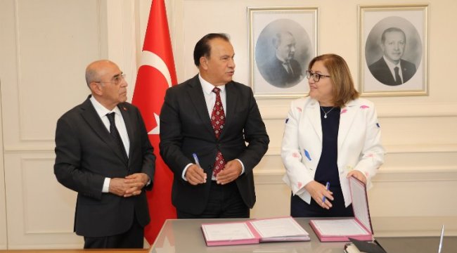 Gaziantep'te engelli afetzedelere dokunan iş birliği