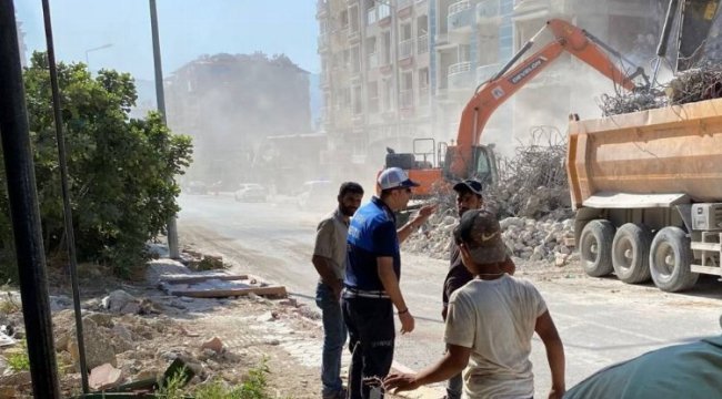 Hatay'da kontrolsüz yıkıma anında müdahale!