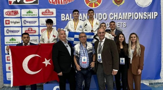 Kağıtspor, Avrupa’nın her kulvarında şampiyon