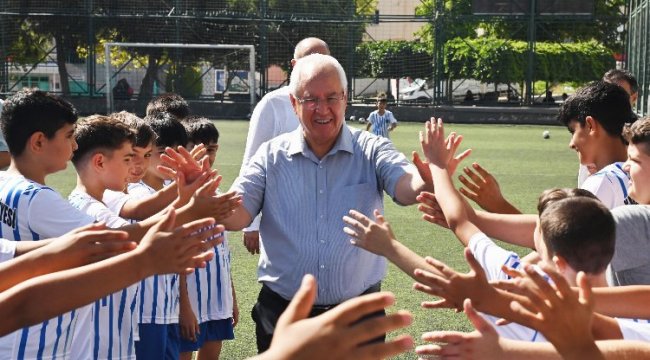 Karabağlar’da yaz spor okulları doludizgin
