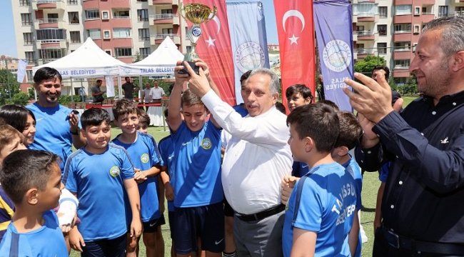 Kayseri Talas'ta spor coşkusu başladı