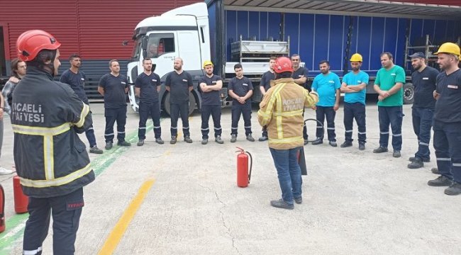 Kocaeli Büyükşehir İtfaiyesi eğitimlerine devam ediyor