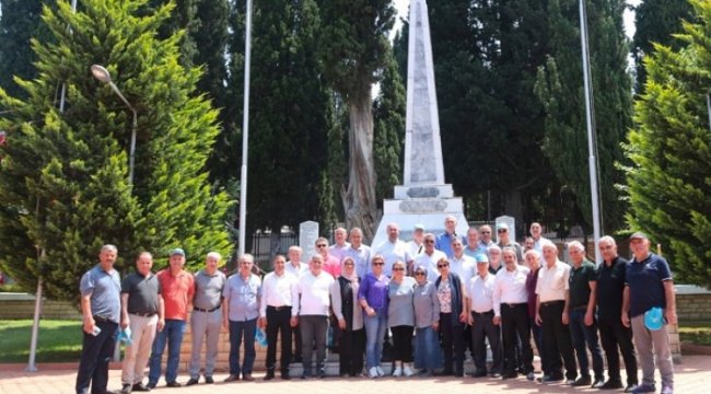 Kocaeli'nde muhtarlardan kentin kültürel yerlerine ziyaret